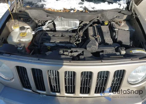 2009 Jeep Patriot Sport из США, поврежденный, VIN 1J4FT28A39D146564